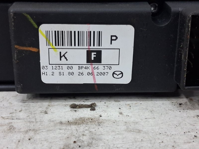 Кнопка стеклоподъемника Mazda 3 2003-2009 BP4K66370 (Арт. 79717) Київ - зображення 4