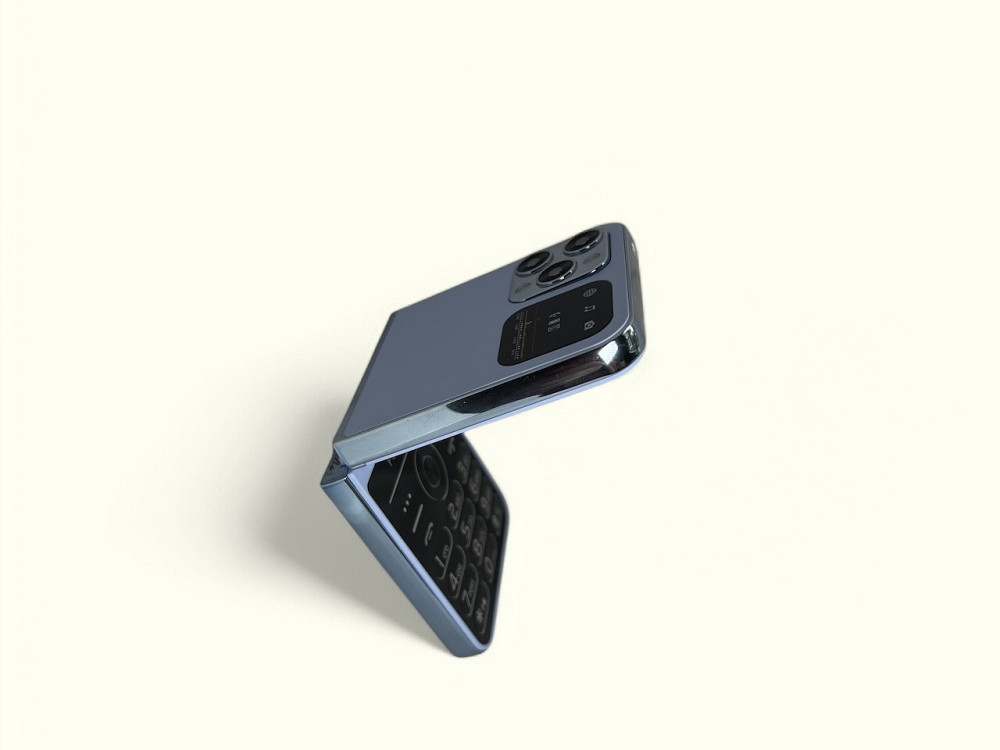 Кнопочный мобильный телефон раскладушка 16 на 4 сим карты (код 00088) Київ - зображення 3