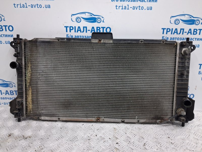 Радиатор основной SsangYong Korando C200 2.0 DIESEL D20DT 2010 (б/у) Киев - изображение 1