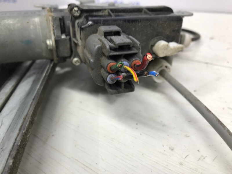 Стеклоподъемник передний левый Mitsubishi Outlander CU 2.4 БЕНЗИН 4G69 2003 (б/у) Київ - зображення 3