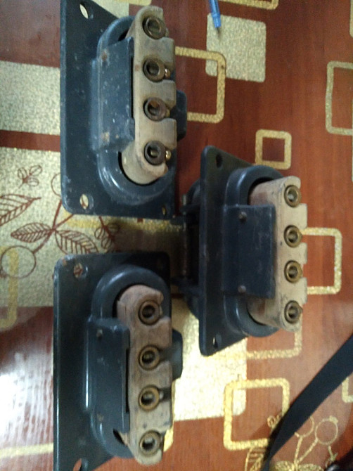 Разъемы, соединители, розетки силовые ЩЩ-4*60, -4шт. по 600грн Харьков - изображение 1