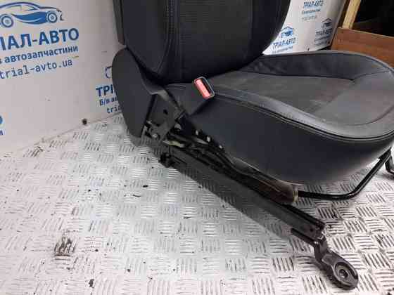 Сиденье переднее левое Kia Sportage 2010-2016 881063U050EAR (Арт. 70959) Киев