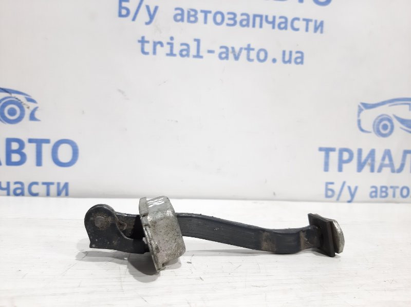 Ограничитель двери задний правый Nissan X-Trail T31 2007 (б/у) Киев - изображение 2