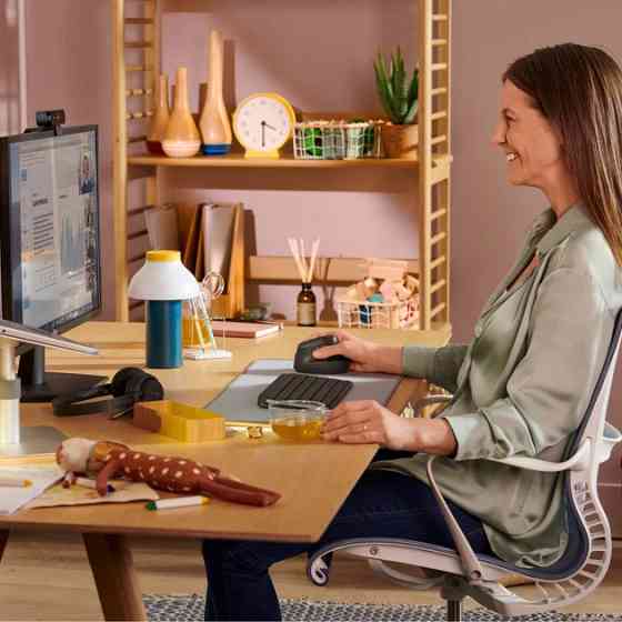 Мышь компьютерная безпроводная Logitech Lift for Business Graphite L910-006494 графитовая Киев