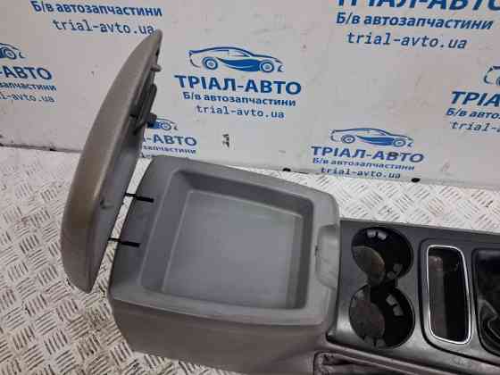 Подлокотник Kia Sorento BL 2.5 DIESEL D4CB 2002 (б/у) Киев