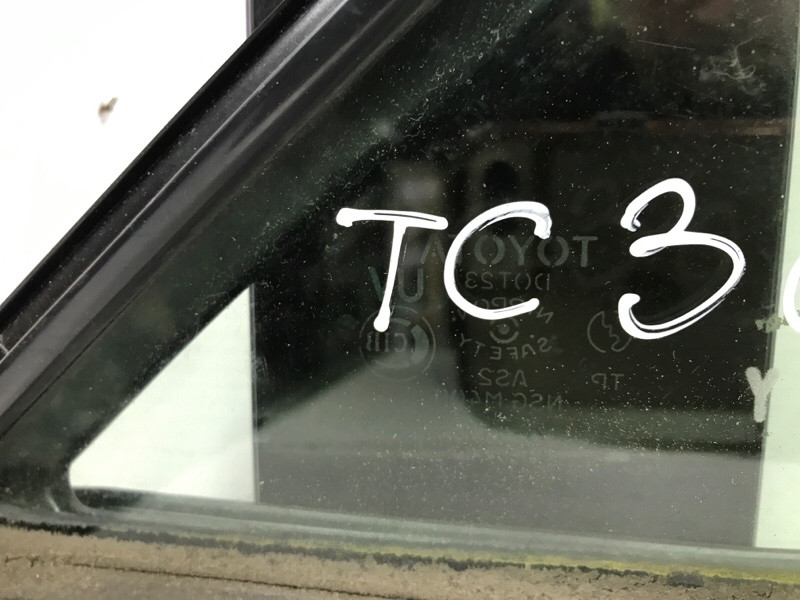 Стекло двери задней правой (форточка) Toyota Camry 2001-2006 6818833020 (Арт. 47185) Київ - зображення 3