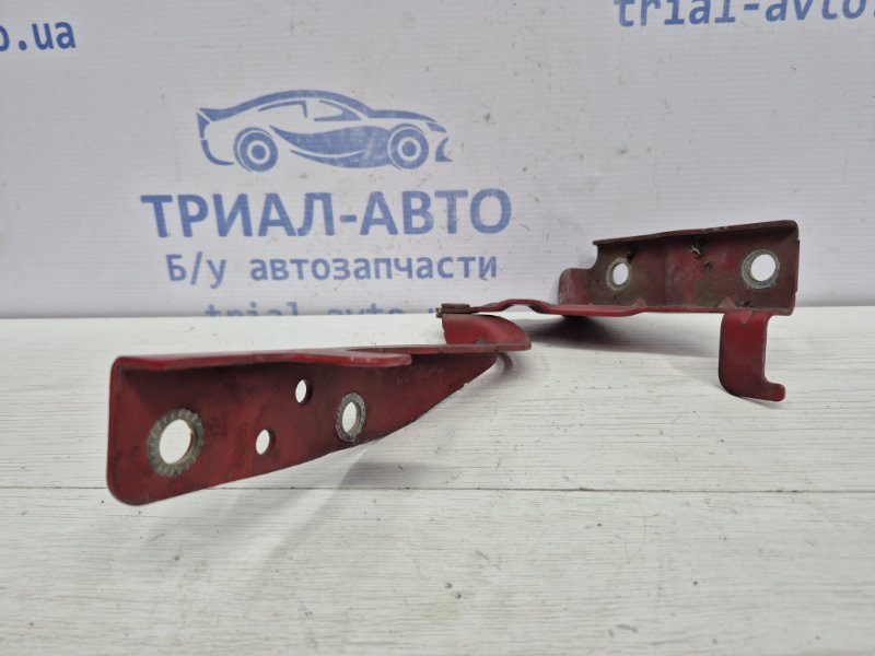 Петля капота левая SsangYong Korando C200 2.0 DIESEL 2010 (б/у) Киев - изображение 2