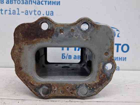 Кронштейн усилителя переднего бампера Hyundai I30 FD 1.6 DIESEL D4FB 2007 лев. (б/у) Киев