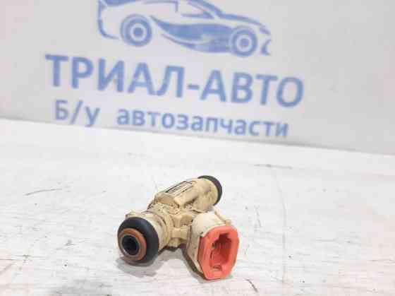Форсунка топливная Hyundai Elantra HD 2.0 2007 (б/у) Киев