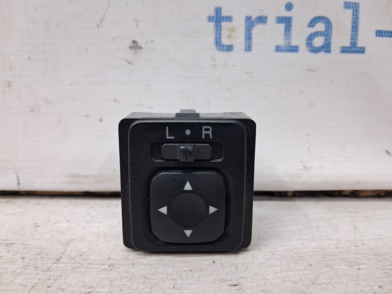 Корректор зеркал Mitsubishi Pajero Wagon 3 3.2 ДИЗЕЛЬ 4M41 1999 (б/у) Киев - изображение 1