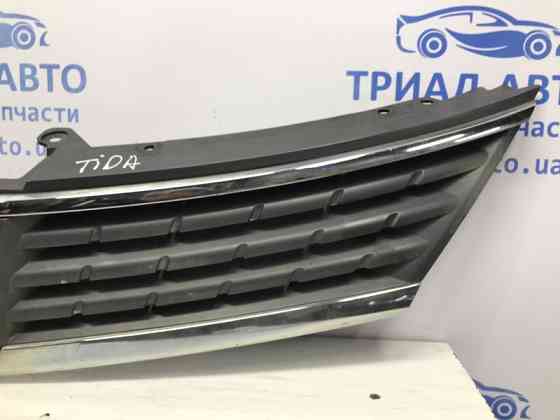 Решетка радиатора Nissan Tiida 2004-2014 62310EM30A (Арт. 52021) Київ