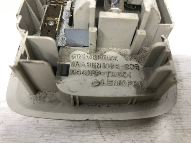 Плафон задний Mitsubishi Outlander GF 2.2 DIESEL 4N14 2012 (б/у) Киев - изображение 3