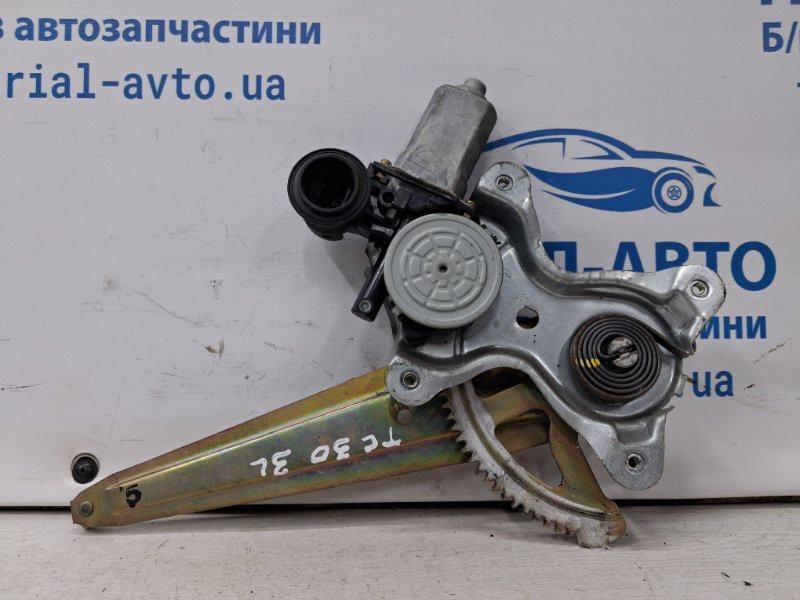 Стеклоподъемник задний левый Toyota Camry XV30 3.0 БЕНЗИН 1MZFE 2001 (б/у) Київ - зображення 1