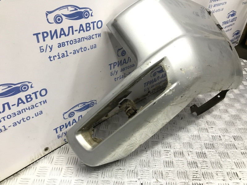 Бампер задний правый клык Mitsubishi Pajero Wagon 3 3.2 ДИЗЕЛЬ 4M41 1999 (б/у) Киев - изображение 4