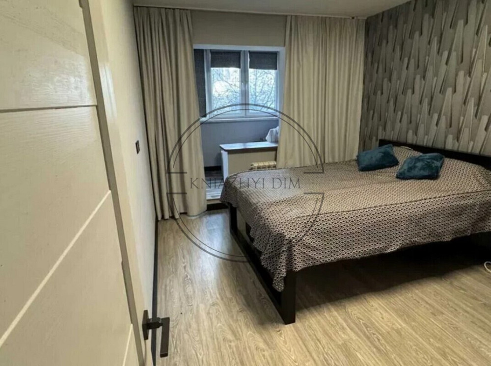 Продаж 1-кімнатної квартири з ремонтом на Драгоманова, метро Позняки. № 21145613 Киев - изображение 5