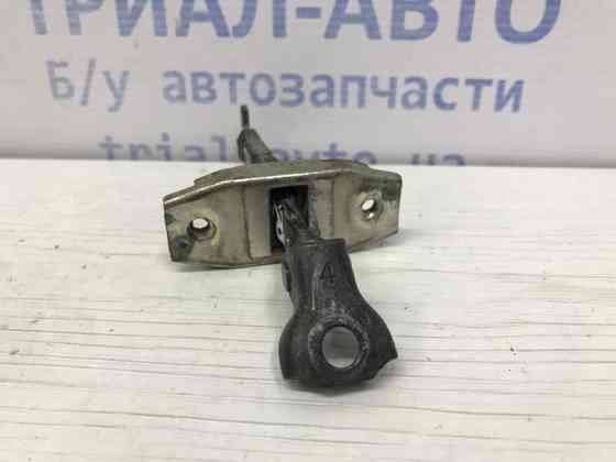 Обмежувач дверей передній лівий Toyota Rav 4 A30 2.0 БЕНЗИН 1AZFE 2006 (б/у) Киев
