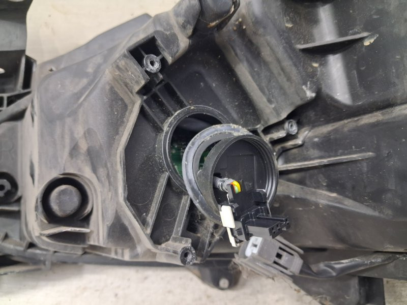 Фара правая Ксенон Mazda 3 2013-2019 BHT551031A (Арт. 86201) Киев - изображение 7