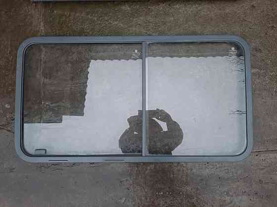 Стекло раздвижное боковое Ford Transit 2,5 86-00 Дніпро