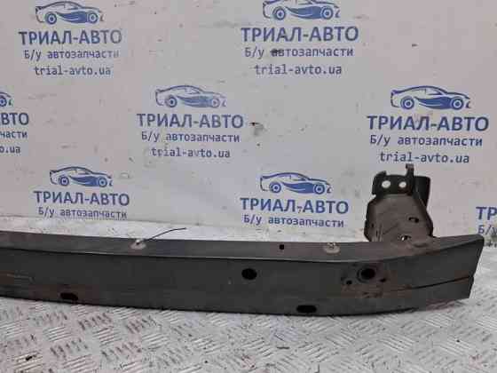 Усилитель бампера передний Toyota Auris E150 1.6 БЕНЗИН 1ZRFAE 2006 (б/у) Киев