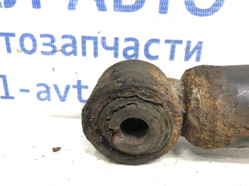 Амортизатор передний правый Mitsubishi Pajero Wagon 4 3.2 ДИЗЕЛЬ 4M41 2006 (б/у) Київ - зображення 4