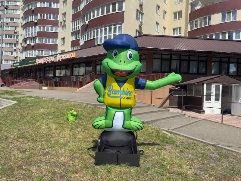 Наружная реклама человек надувной 3D копии товаров, персонажей, животных 3.4 м Київ - зображення 7