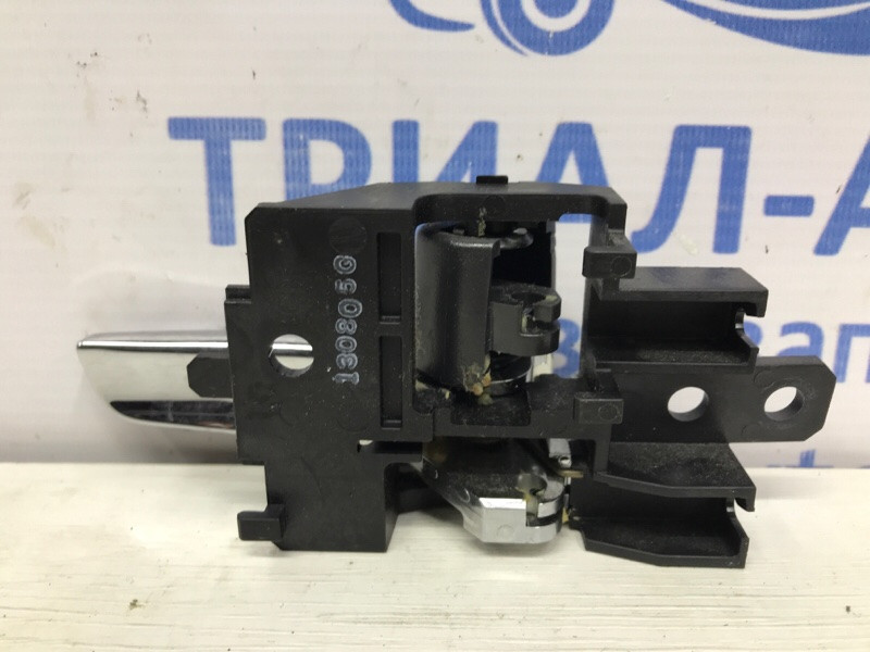 Ручка двери внутренняя левая Mitsubishi Outlander GF 2.2 DIESEL 4N14 2012 (б/у) Киев - изображение 3