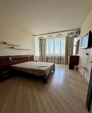 Продам 3 ком.квартиру на Палубной Одеса