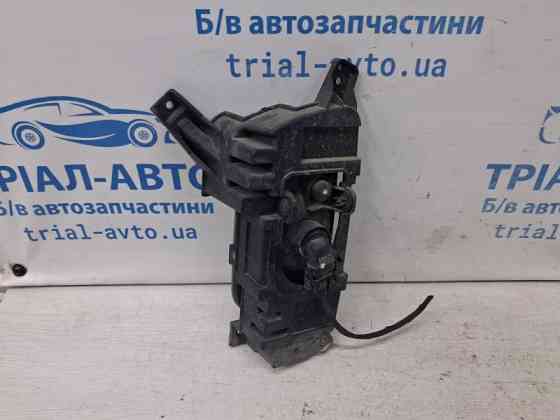 Фара противотуманная правая Kia Sorento XM 2.4 БЕНЗИН G4KJ 2009 (б/у) Киев