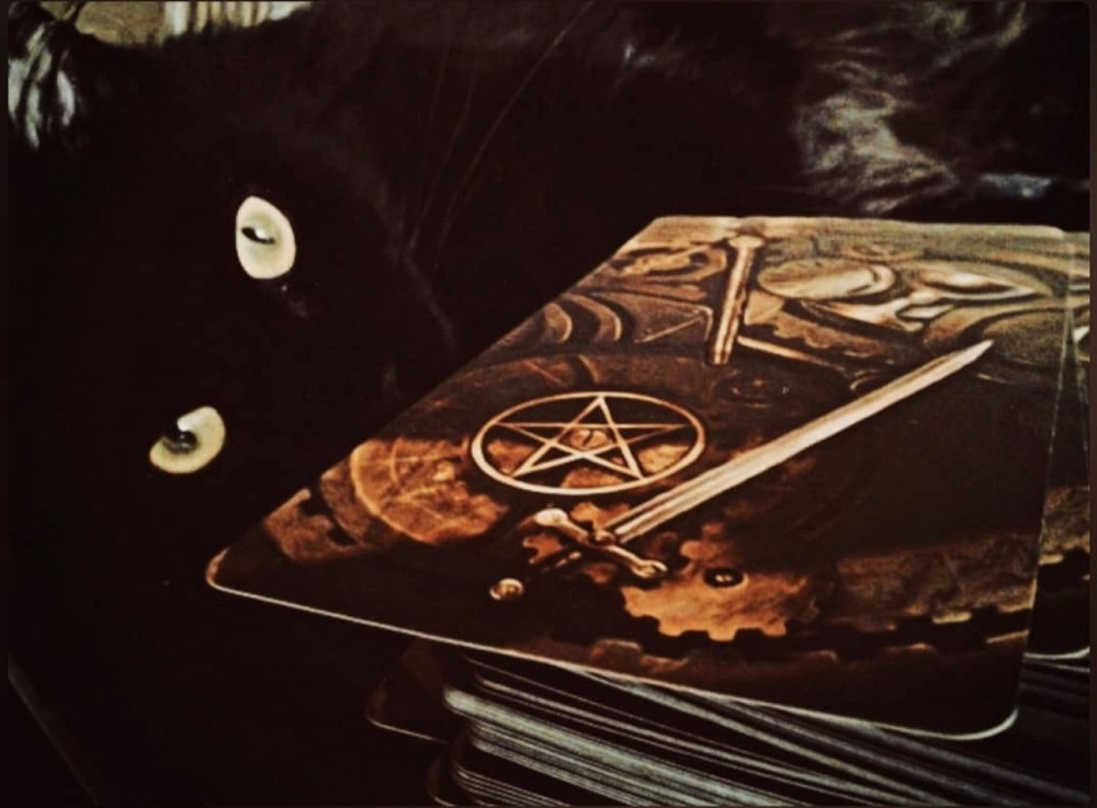 Приворот в миргороде, услуги магии в миргороде, снятие порчи в миргороде, чёрное венчание, чёрный Миргород - зображення 1