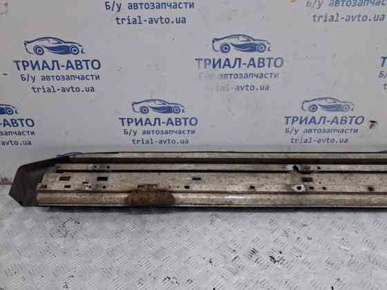 Подножка Toyota Prado J120 4.0 1GR-FE 2002 прав. (б/у) Киев