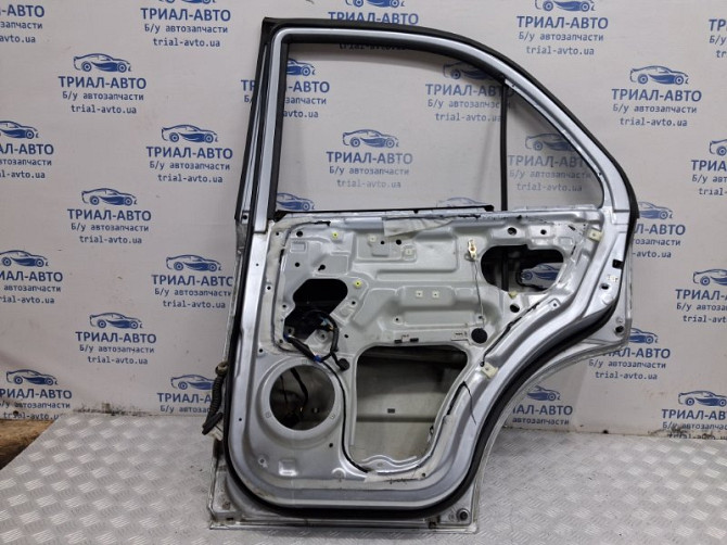 Дверь задняя правая Kia Sorento BL 2.5 DIESEL D4CB 2002 (б/у) Київ - зображення 9