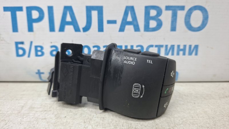 Кнопки руля Renault Megane 3 1.5 DIESEL K9K 2008 (б/у) Київ - зображення 2