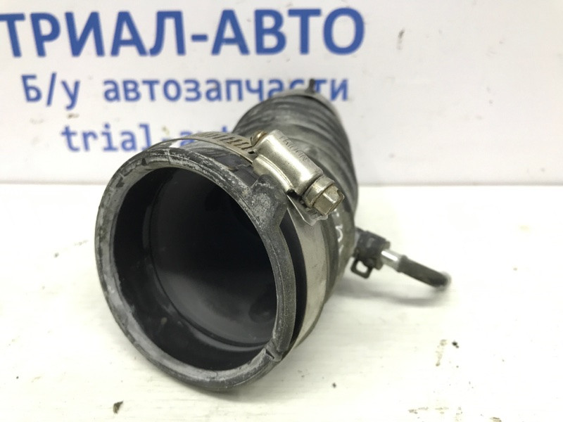 Патрубок воздушного фильтра Nissan Juke F15 1.6 TURBO MR16DDT 2010 (б/у) Киев - изображение 3