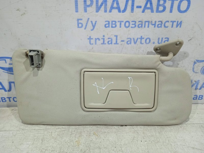 Козырек солнцезащитный правый Mitsubishi Outlander XL 2007 прав. (б/у) Киев - изображение 1