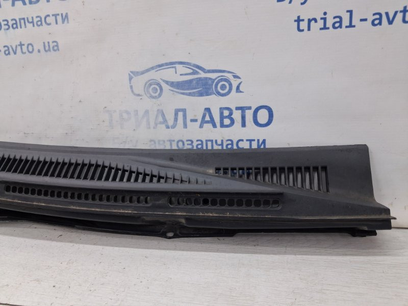 Дефлектор дворников Suzuki Grand Vitara JT 2.7 БЕНЗИН H27A 2005 прав. (б/у) Киев - изображение 3