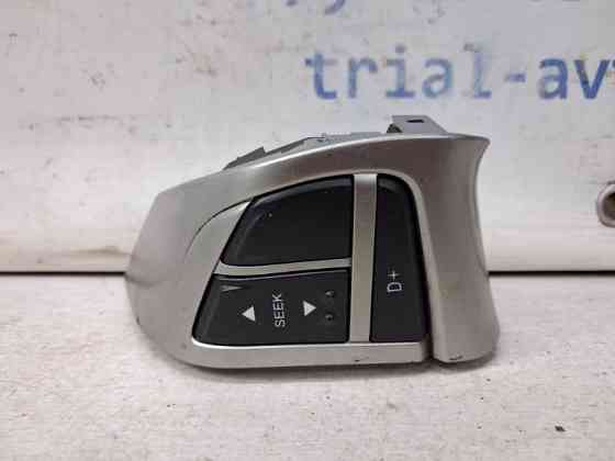 Кнопки руля SsangYong Korando C200 2.0 DIESEL D20DT 2010 (б/у) Киев