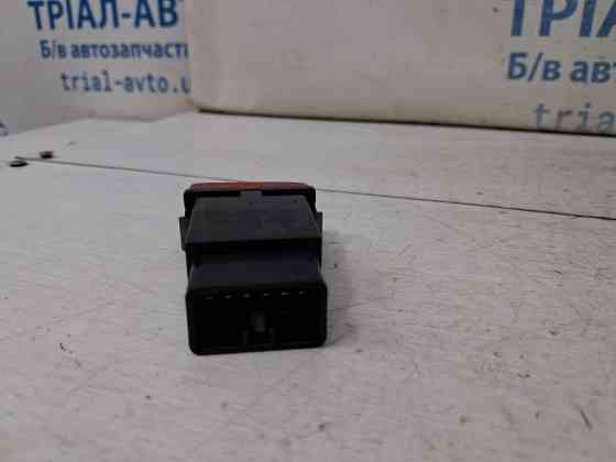 Кнопка аварийки Kia Rio 2005-2011 93790-1G000 (Арт. 86926) Киев