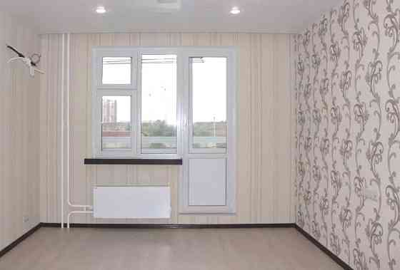 Поклейка обоев в Киеве Малярные работы Київ