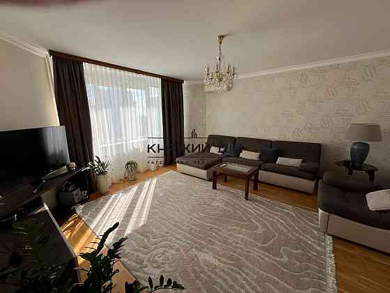 Продаж 4-кімнатна видова квартира, 125 м#178; — пр. Бажана, 16 Київ