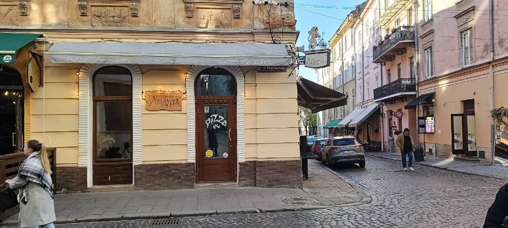 Оренда комерційного приміщення в центрі Львова 📍 Перехрестя вул. Вірменська та Краківська Львів - зображення 2