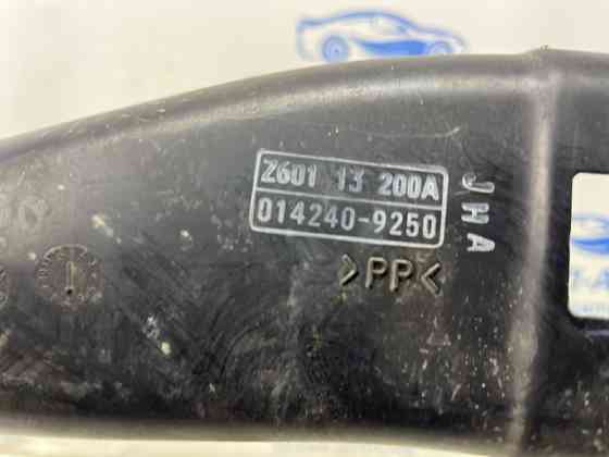 Воздухозаборник Mazda 3 2003-2009 Z601-13-200A (Арт. 81609) Київ