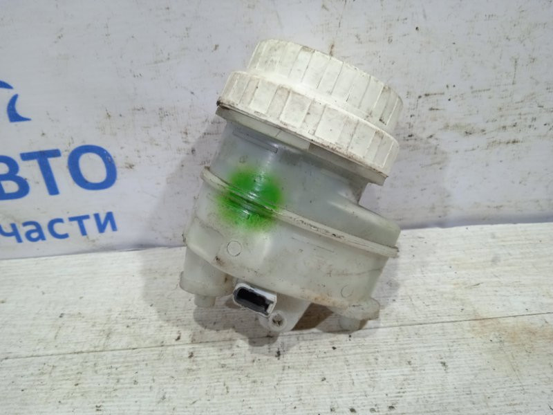 Бачок главного тормозного цилиндра Mitsubishi L200 KB 2.5 ДИЗЕЛЬ 4D56U 2006 (б/у) Киев - изображение 1