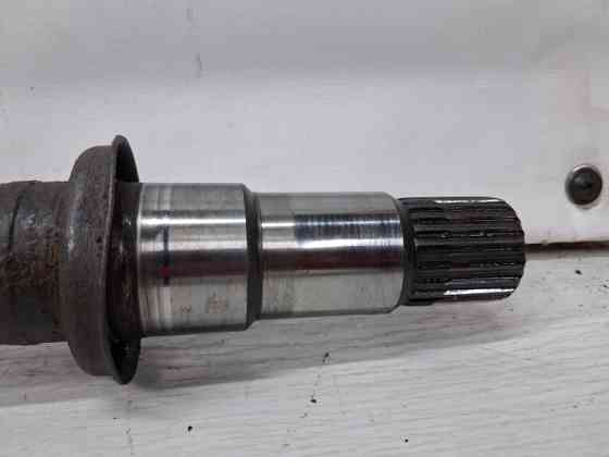 Привод передний правый МКПП Toyota Avensis T25 2.2 DIESEL 2ADFTV 2002 (б/у) Киев