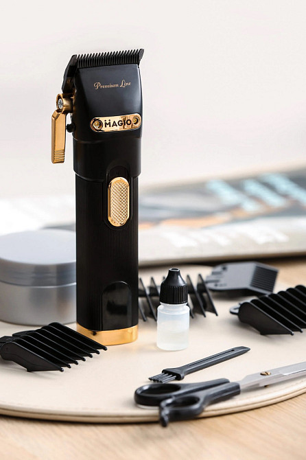 Машинка для стрижки волос Magio MG-588 5 Вт черная Київ - зображення 2