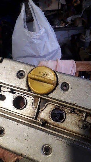 GM 90412508, Кришка маслозаливної горловини Опель Фронтера, Синтра Вінниця - зображення 4