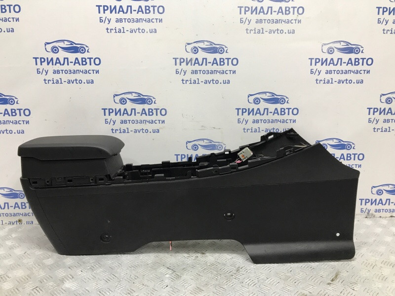 Подлокотник Mazda CX 7 2006-2012 EG2364450E02 (Арт. 58296) Киев - изображение 1
