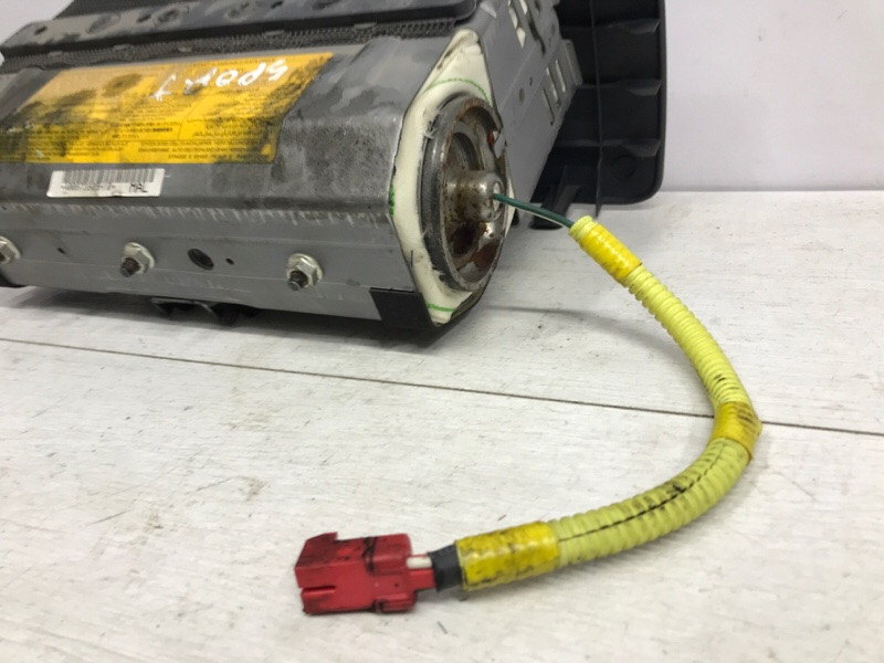 Подушка безопасности в торпеду Mitsubishi Pajero Sport K9 2.5 DIESEL 4D56 1996 (б/у) Киев - изображение 4