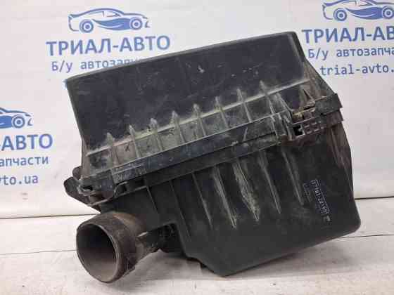 Корпус воздушного фильтра Toyota Camry XV40 2.4 БЕНЗИН 2AZFE 2006 (б/у) Киев