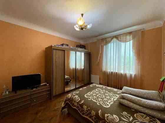 Продам. 2-к.кв. 4/5, вул. Телевізійна Дніпро