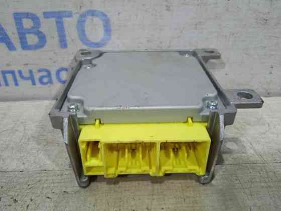 Блок управления AIRBAG Mitsubishi L200 KB 2.5 ДИЗЕЛЬ 4D56U 2006 (б/у) Київ
